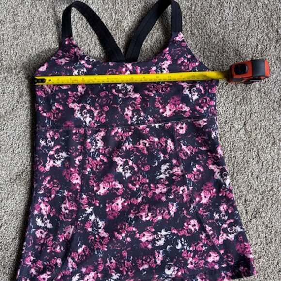 Rese racerback black and pink flower workout top with built in bra M - Picture 5 of 8